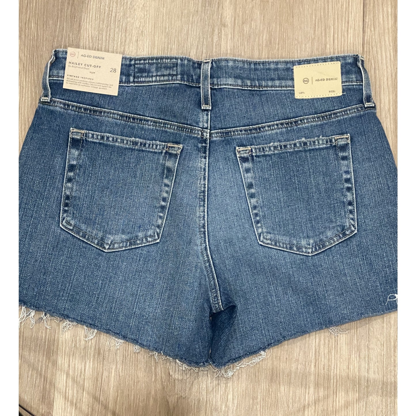 NWT AG Jeans Hailey Cut-Off Ex-Boyfriend Denim Shorts - Size 28