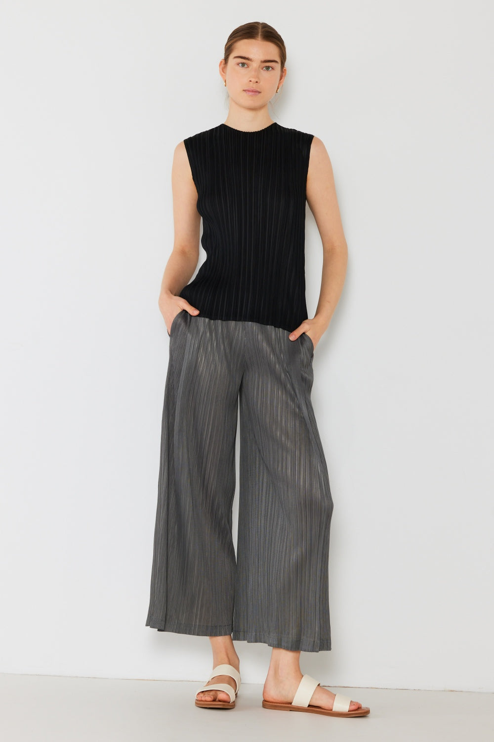 Pleated Wide-Leg Pants with Side Pleat Detail