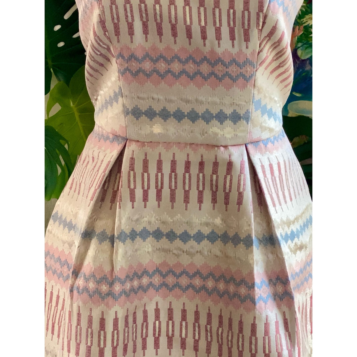 BCBGeneration Jacquard Metallic Pattern Dress Canton Fit Flare Sz 8 Pastel Mini