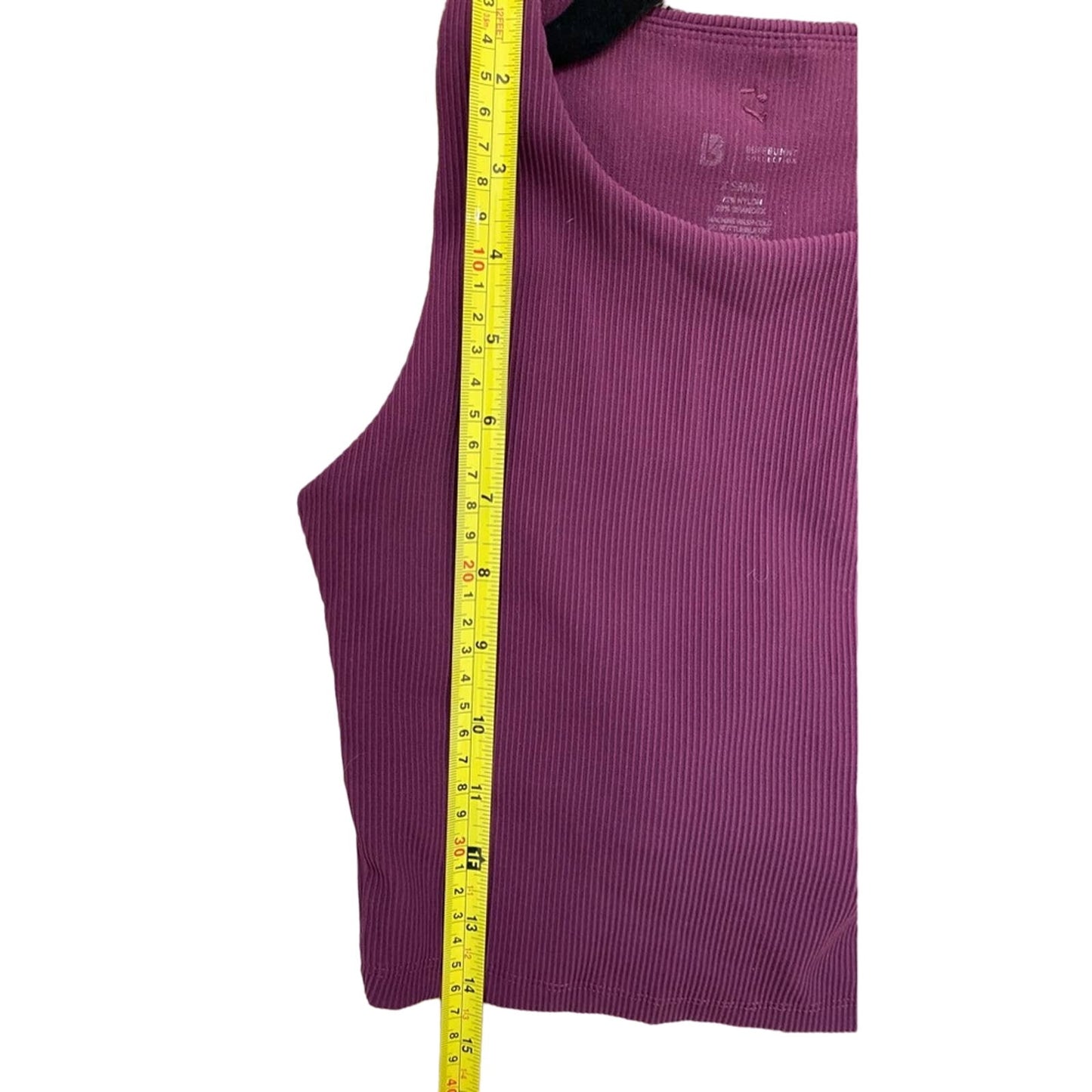 Burgundy Ribbed Cropped Tank Top with Built-In Bra - Sleek & Supportive